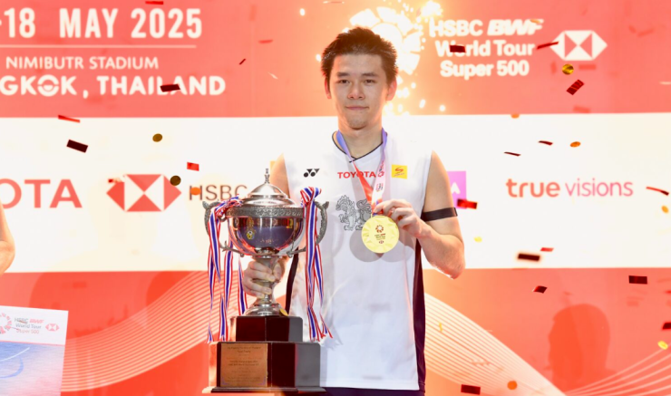 วิว กุลวุฒิ เฉือนชนะแอนทอนเซ่น 2-1 คว้าแชมป์โตโยต้า ไทยแลนด์ โอเพ่น 2025