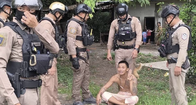 เต็มคาราเบล หนุ่มเพิ่งออกคุก 1 วันจัดเต็มหลอนยา